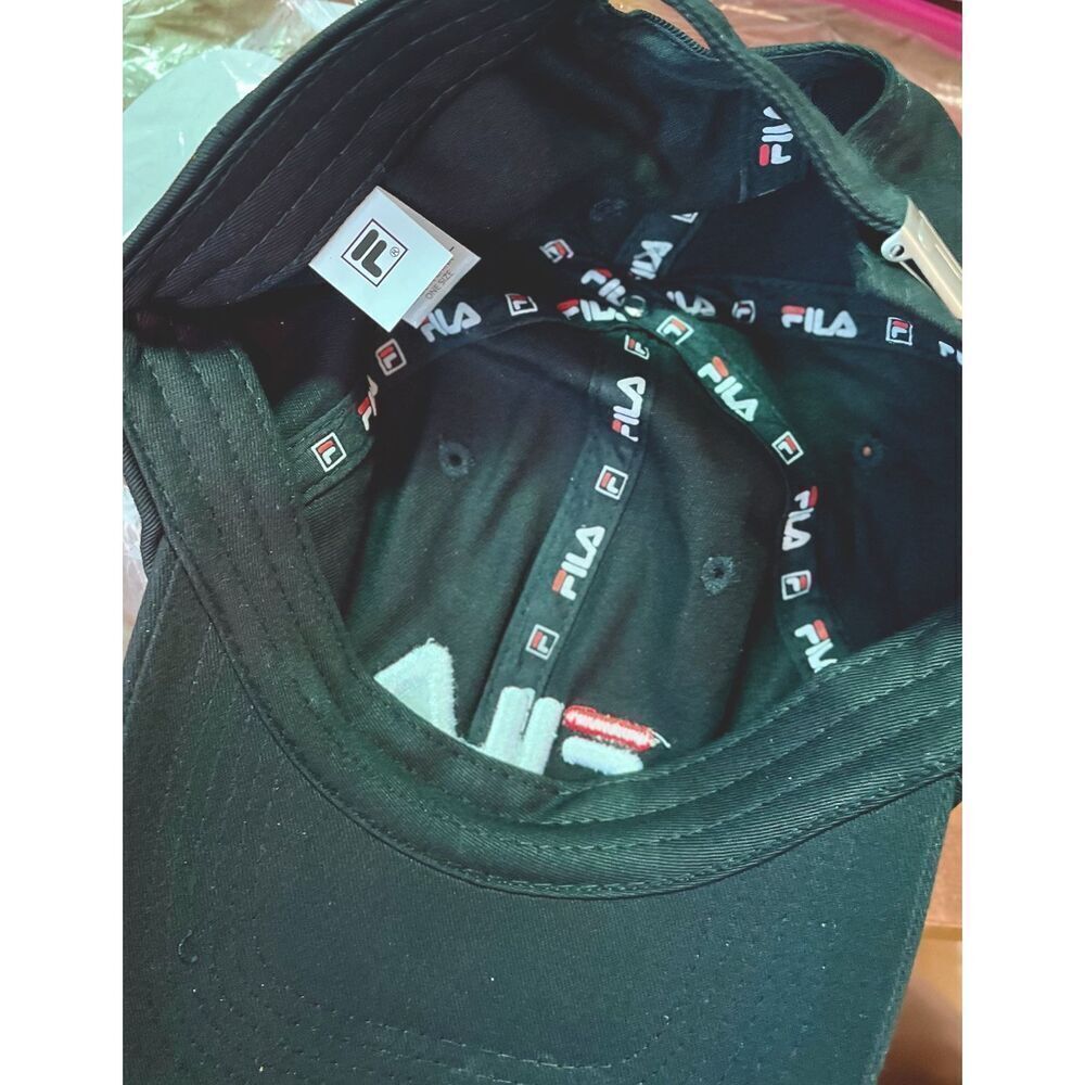 NEW Fila Snapback Classic Baseball Hat OS Black White Logo Cotton Adjustable - Picture 3 of 4